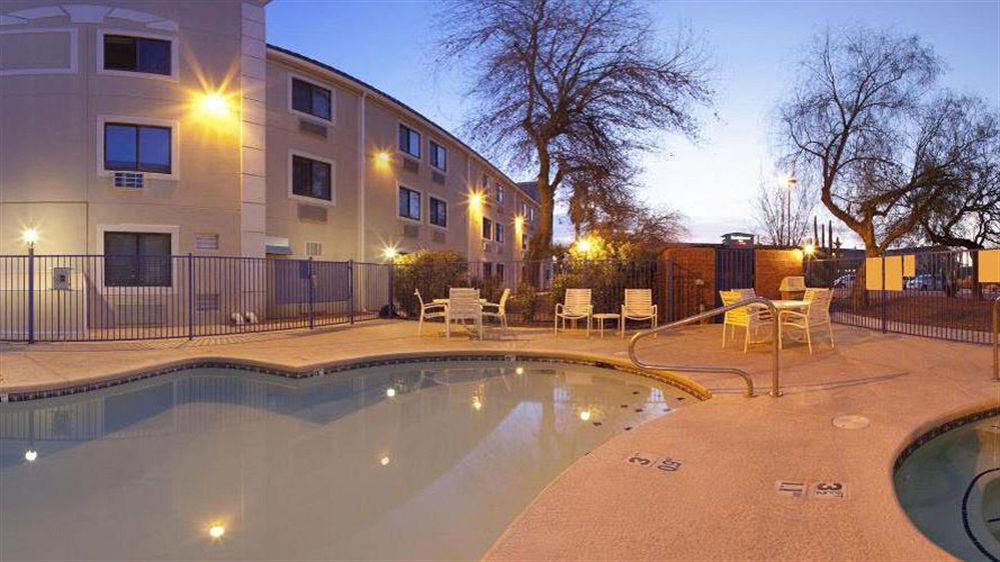 Holiday Inn Express Tucson-Airport By Ihg Экстерьер фото
