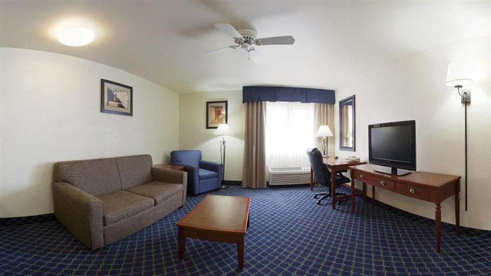 Holiday Inn Express Tucson-Airport By Ihg Экстерьер фото