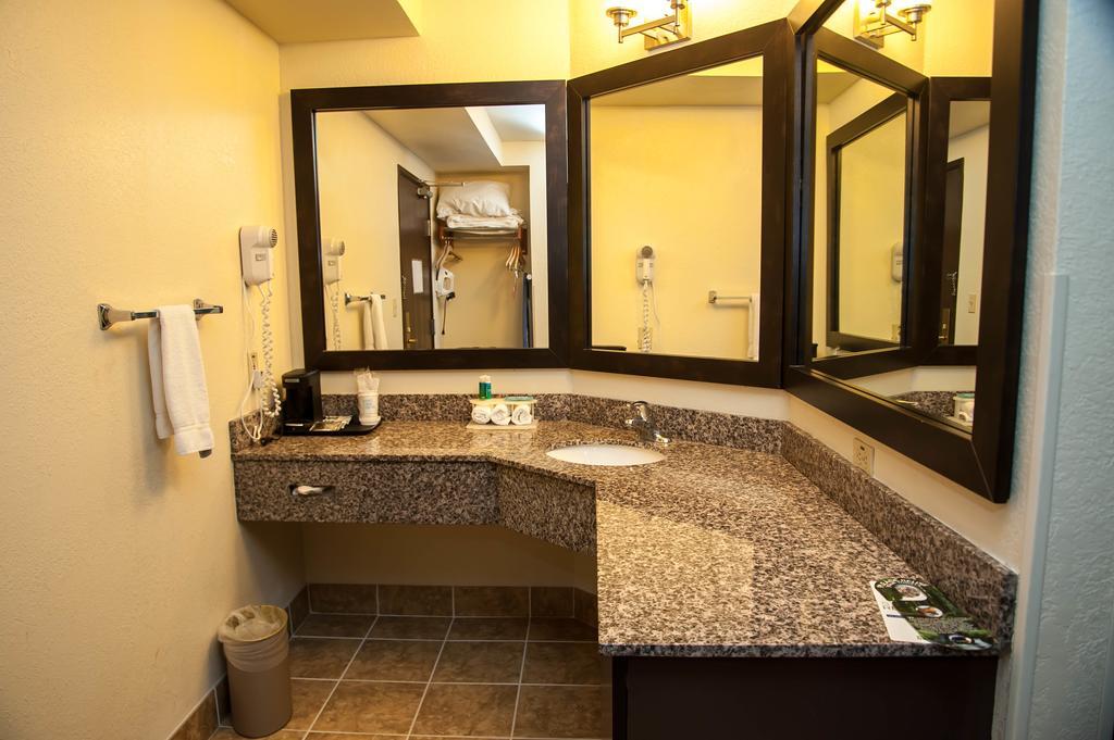 Holiday Inn Express Tucson-Airport By Ihg Экстерьер фото