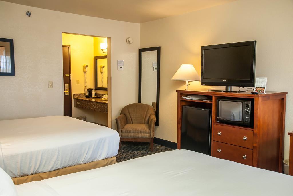 Holiday Inn Express Tucson-Airport By Ihg Экстерьер фото